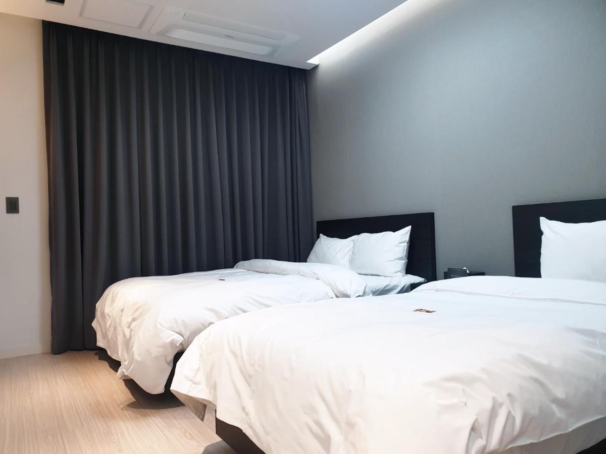 Sota Suite Sokcho World State Exterior photo