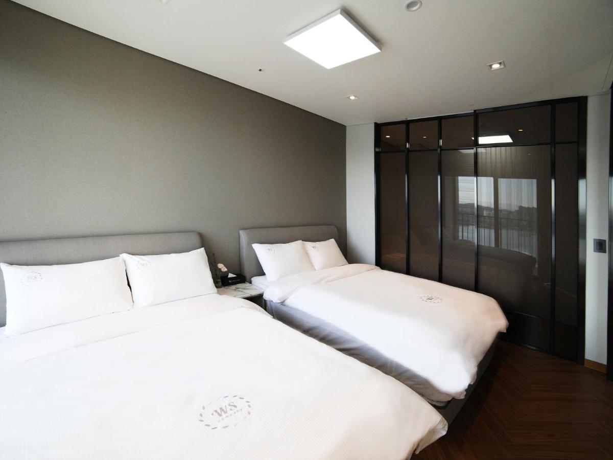 Sota Suite Sokcho World State Exterior photo
