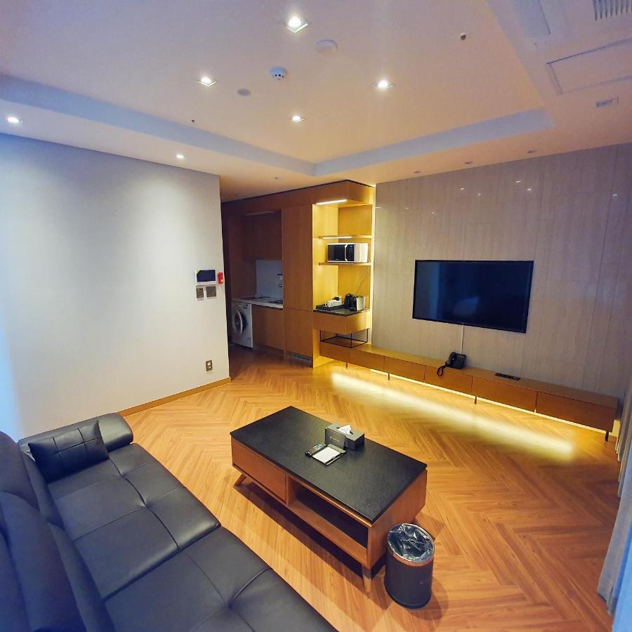 Sota Suite Sokcho World State Exterior photo