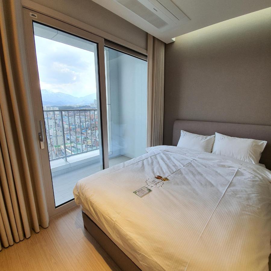 Sota Suite Sokcho World State Exterior photo